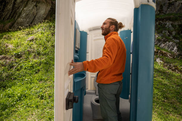 Best Portable bathroom rental  in Apple Creek, OH